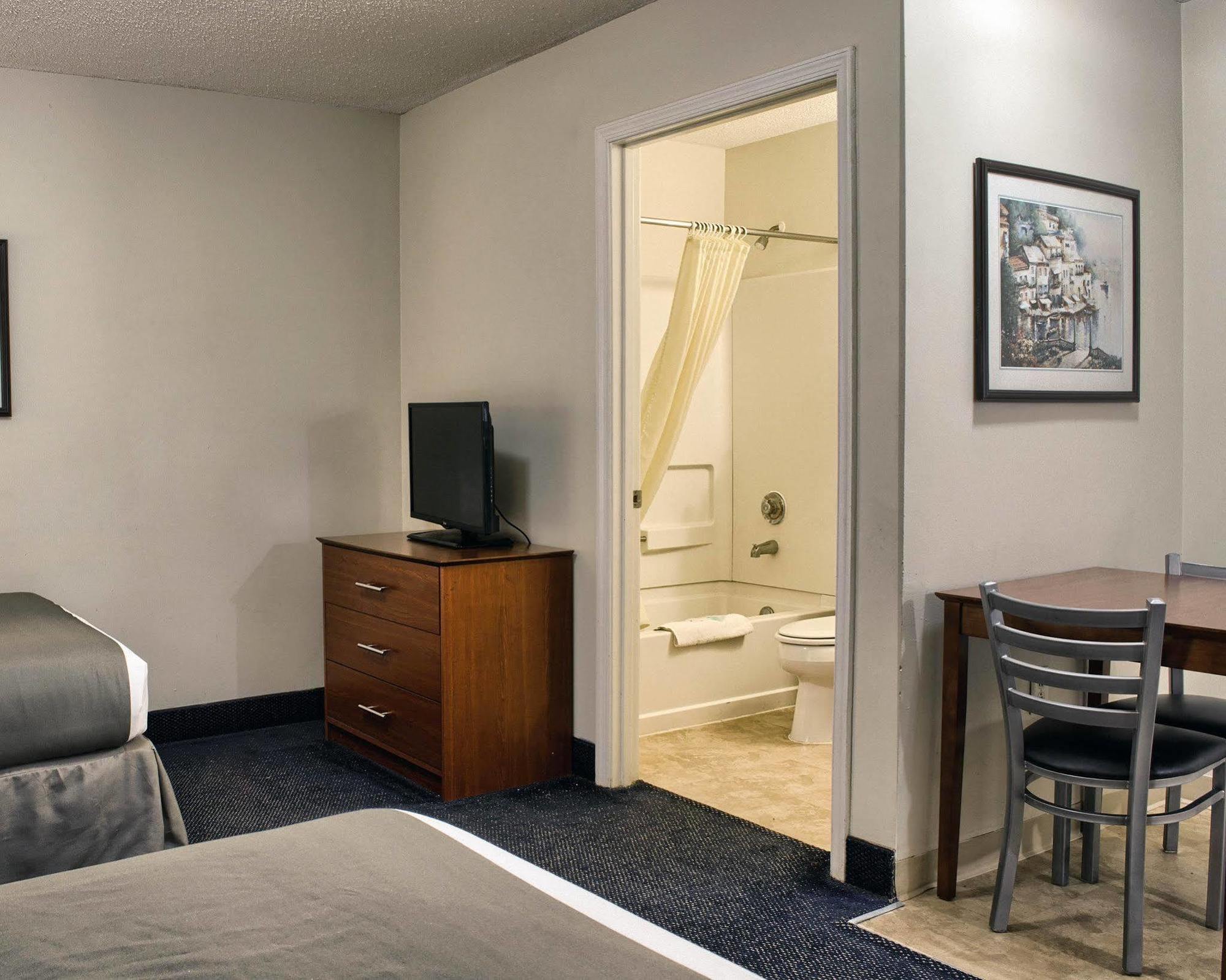 Motel 6-Richmond, Va - I-64 West 亨利科 外观 照片